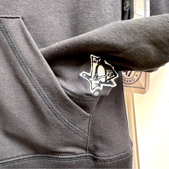 🆕 NEW 47 Brand Pittsburgh Penguins Full- Zip Jacket Size S NWT - Picture 2 of 13